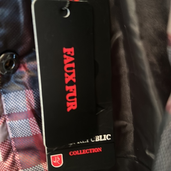 URBAN REPUBLIC Woman’s puffer- like jacket - Picture 8 of 8